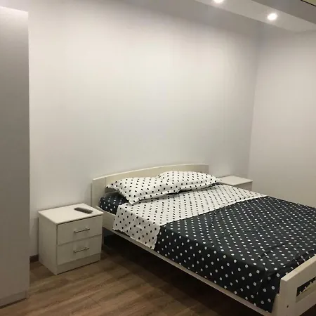 Summer Apartament דירה Năvodari
